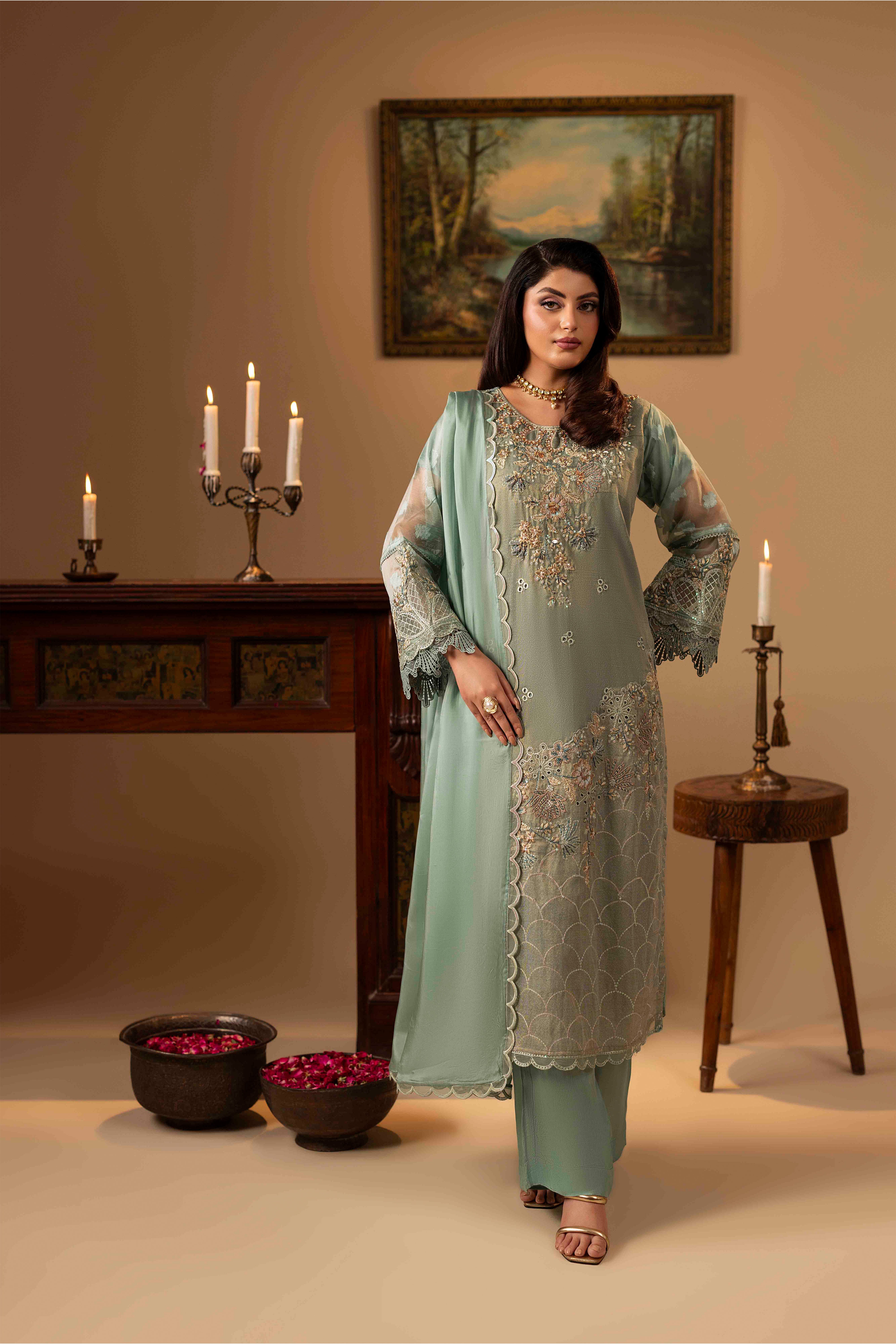 ZR-2538 | SUSAN Zahra Rubab