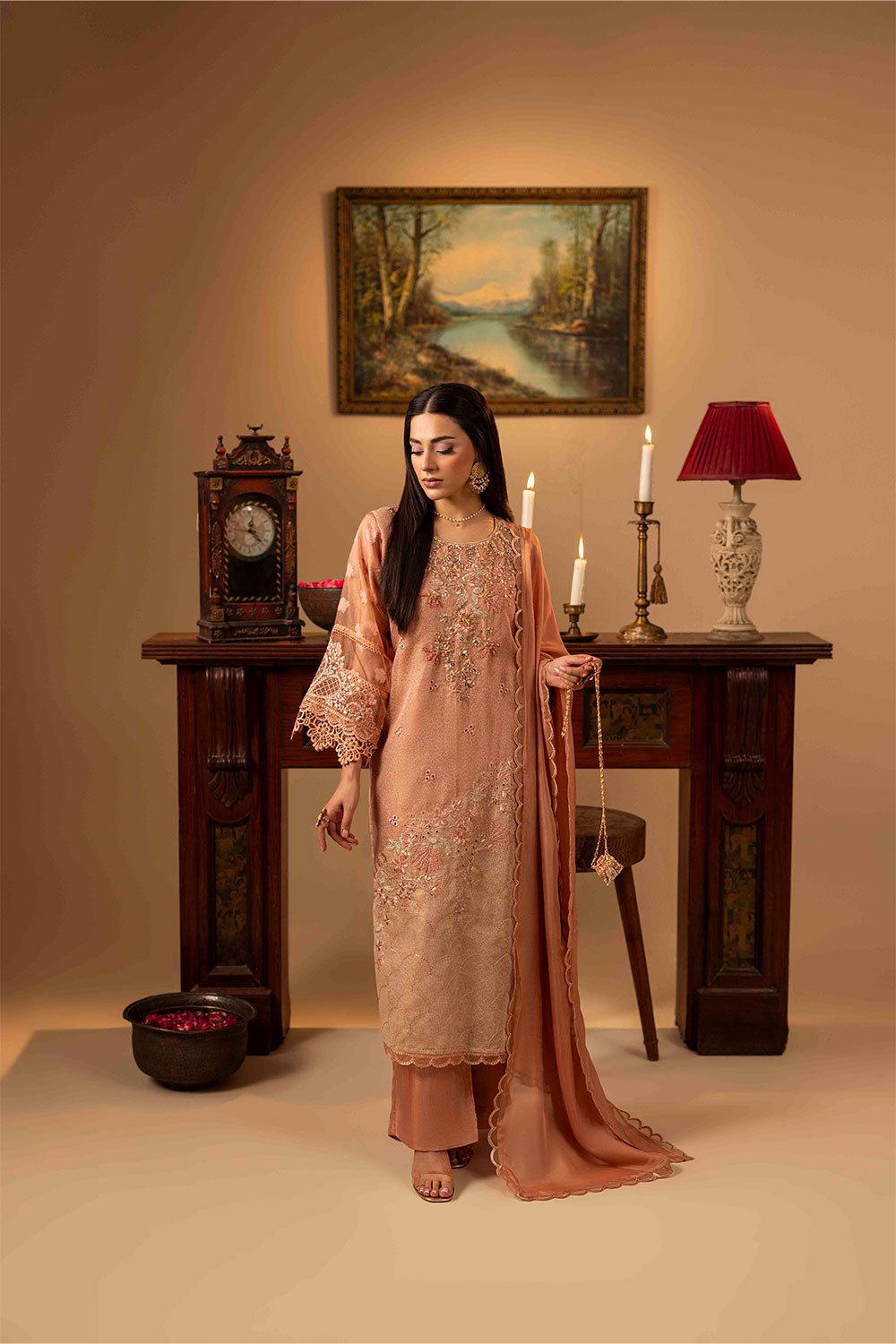 ZR-2538 | MYRON Zahra Rubab