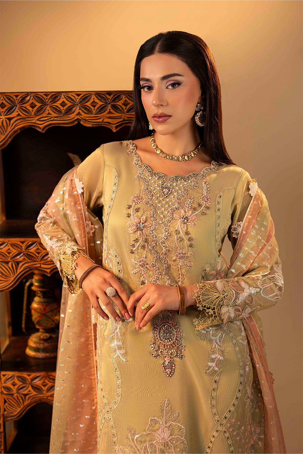 ZR-2543 | AMELIA Zahra Rubab