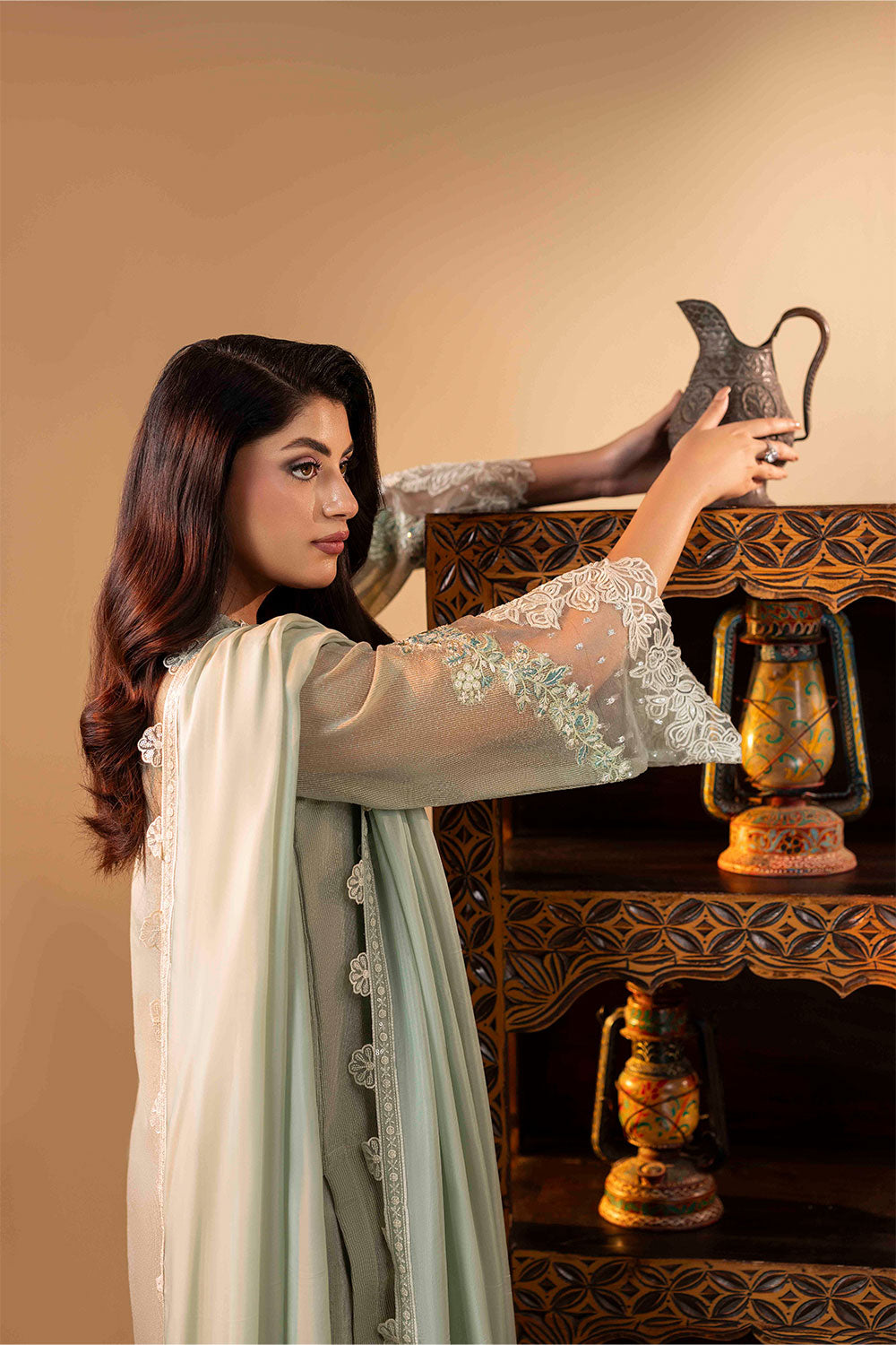 ZR-2540 | EDITH Zahra Rubab