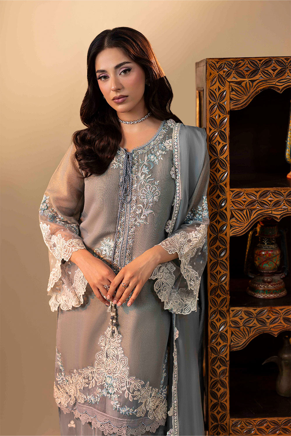 ZR-2540 | AURELIA Zahra Rubab