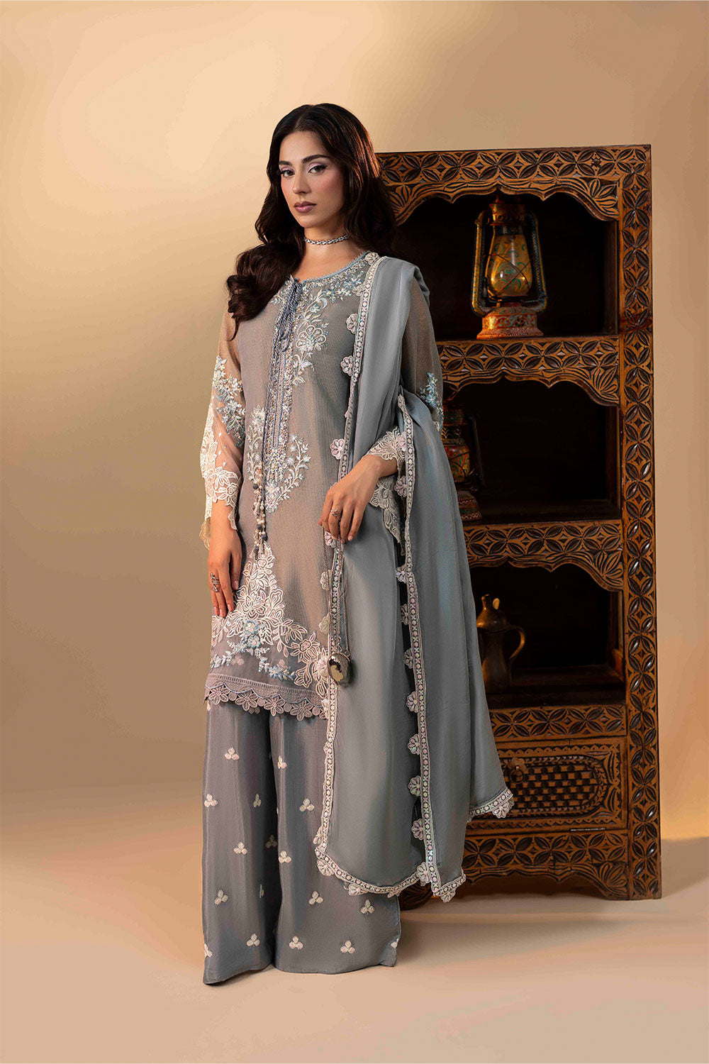ZR-2540 | AURELIA Zahra Rubab