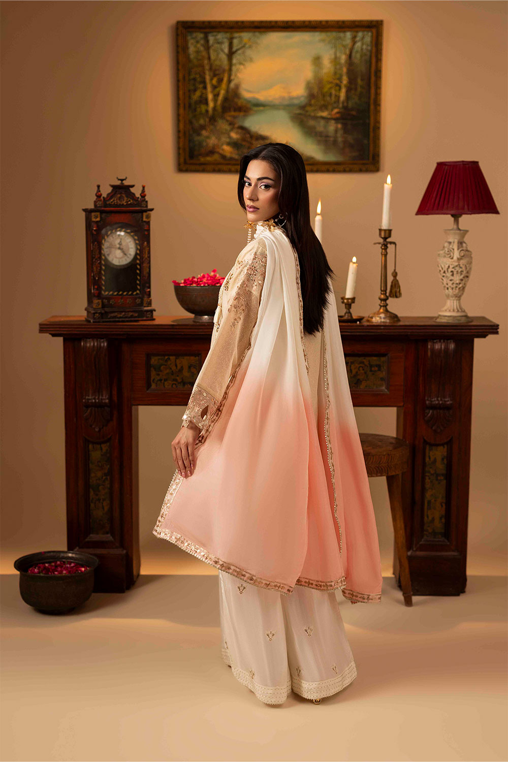 ZR-2542 | CELIA Zahra Rubab