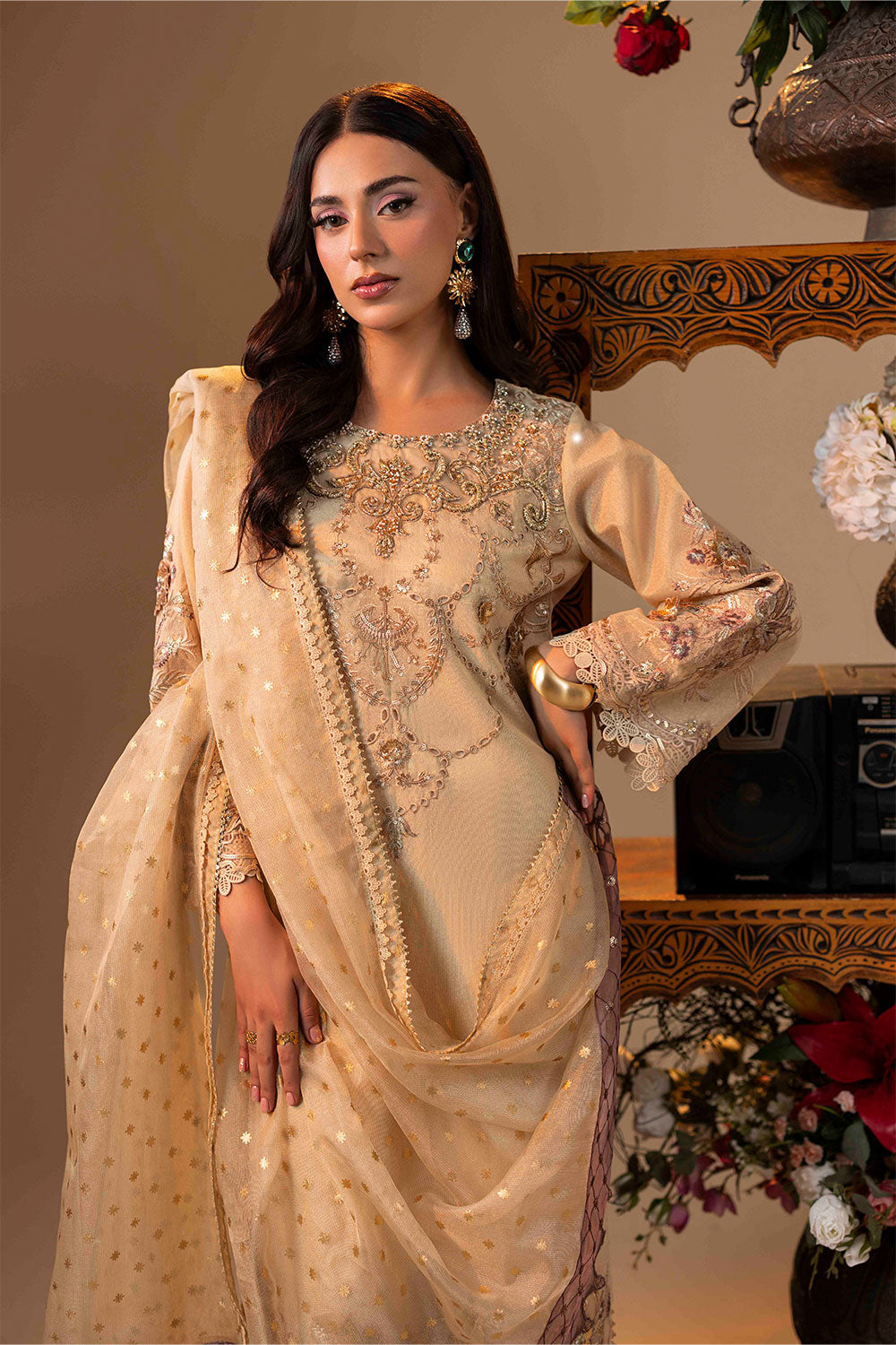 ZR-2539 | ELEANOR Zahra Rubab