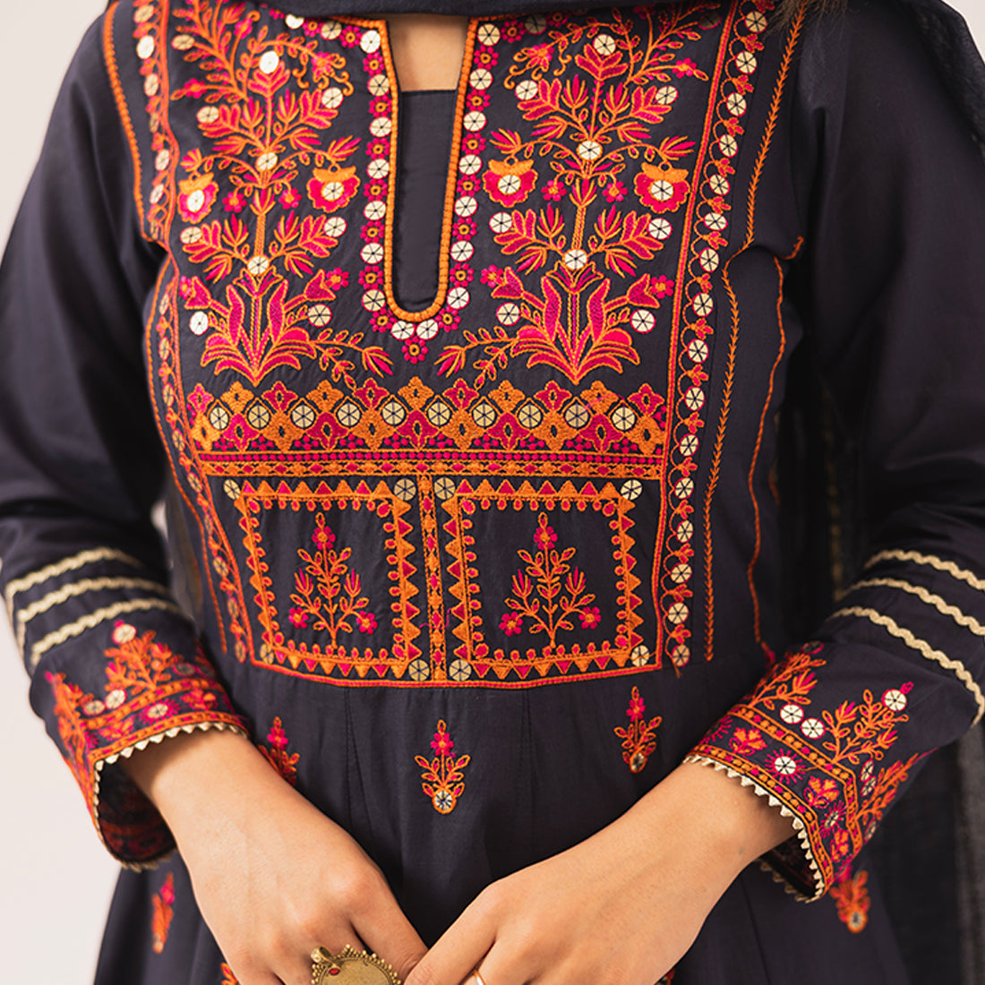 ZR-2510 | Banafshi Zahra Rubab
