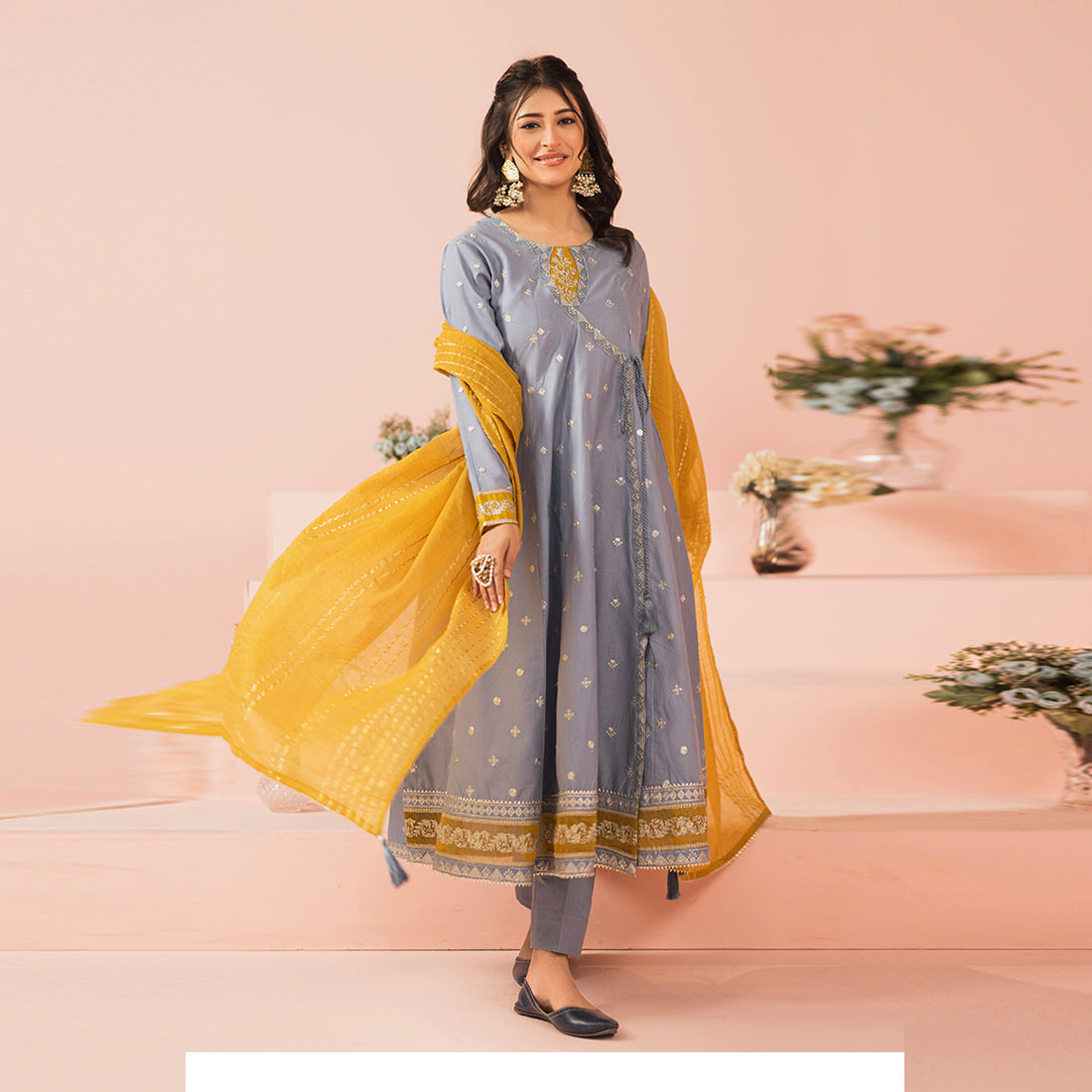 ZR-2514 | Surmai Zahra Rubab