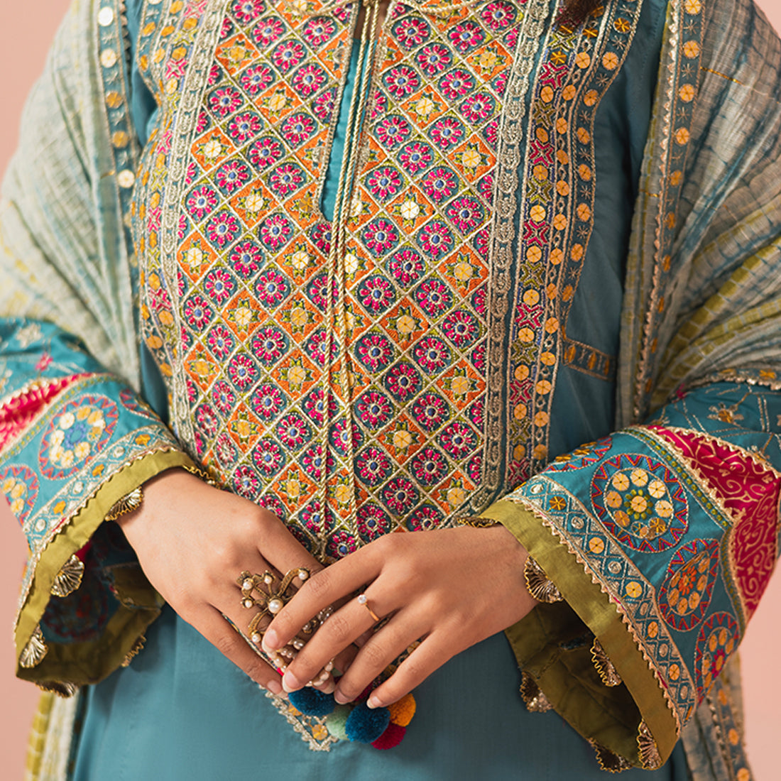 ZR-2512 | Zamurd Zahra Rubab