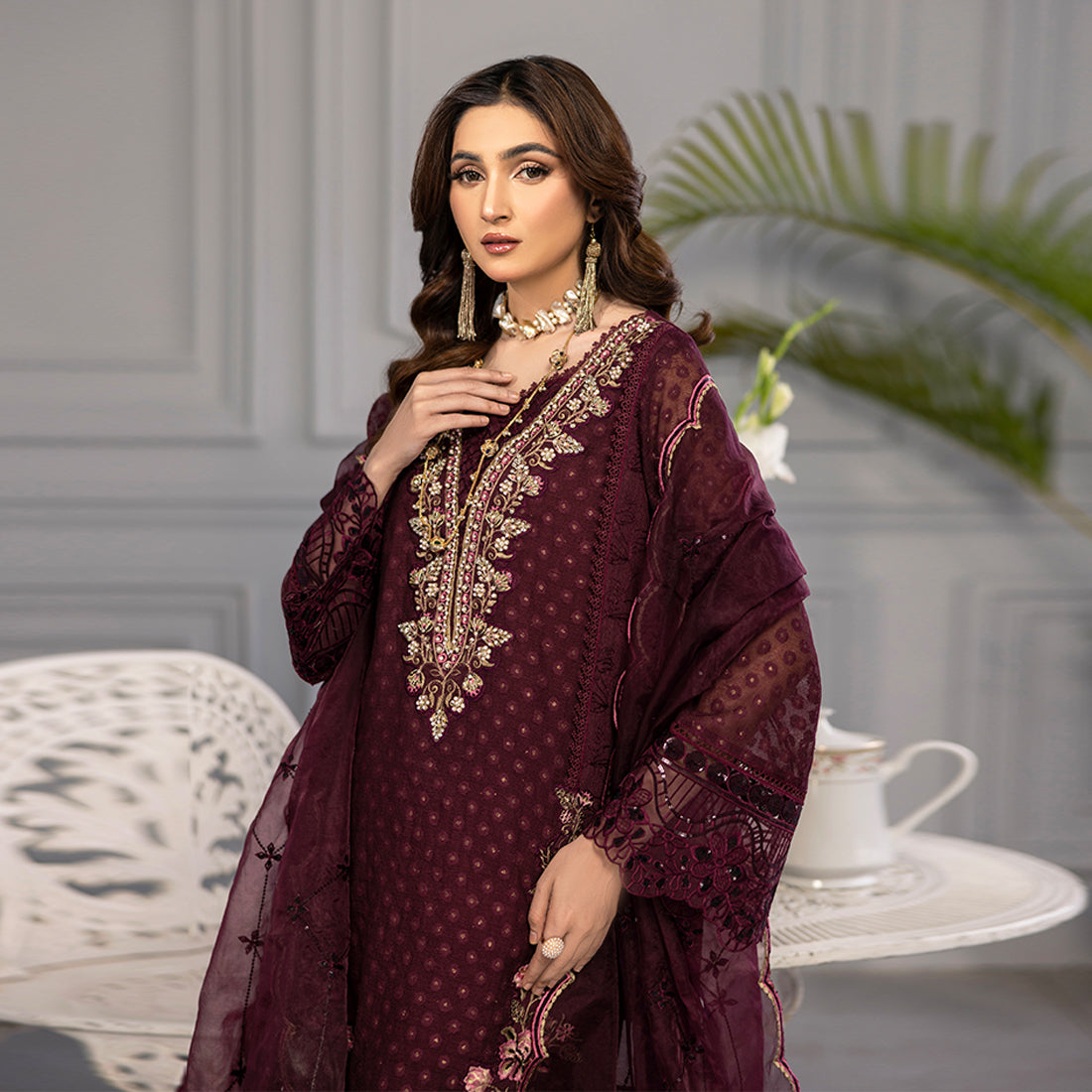 ZR-2516 | Plum Zahra Rubab