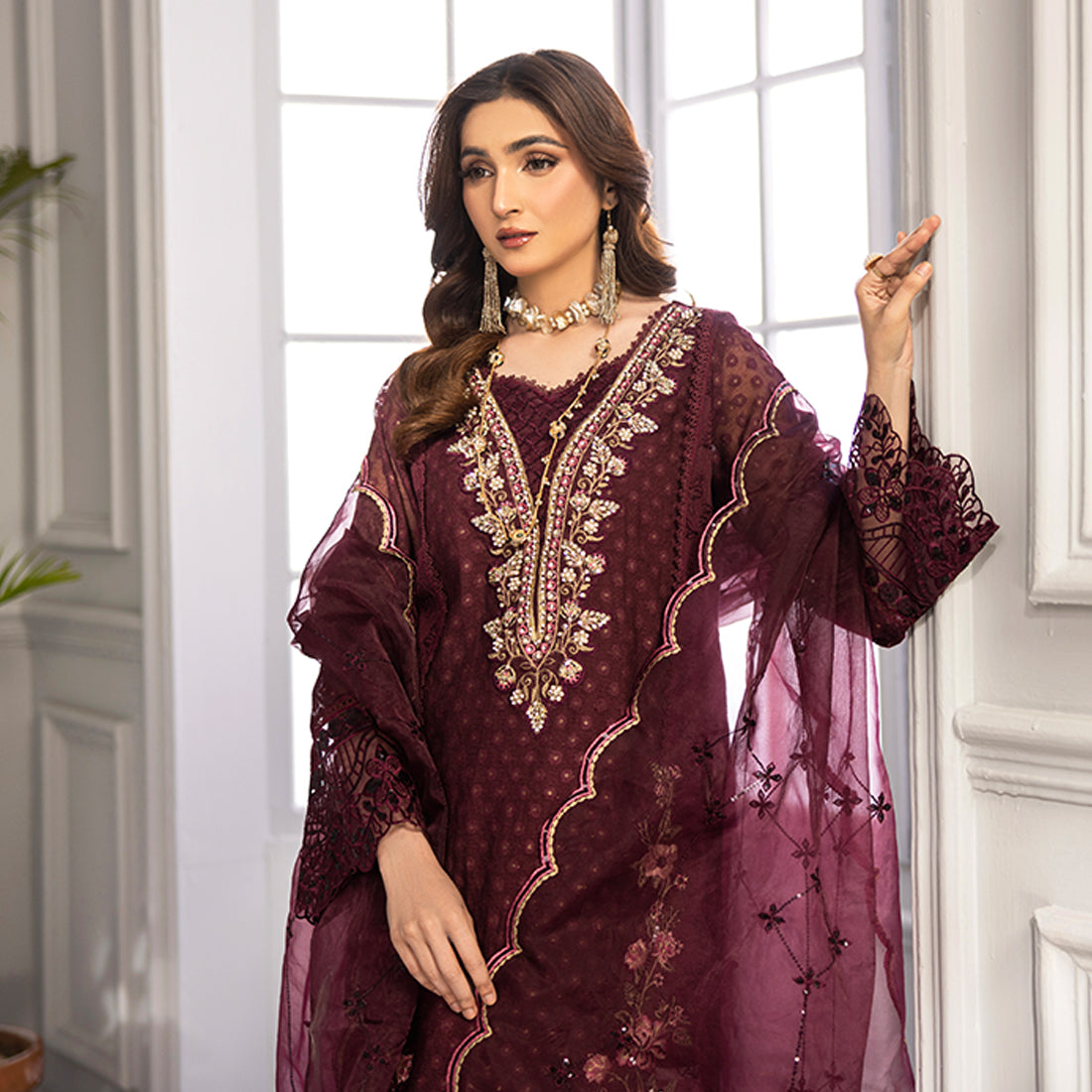 ZR-2516 | Plum Zahra Rubab