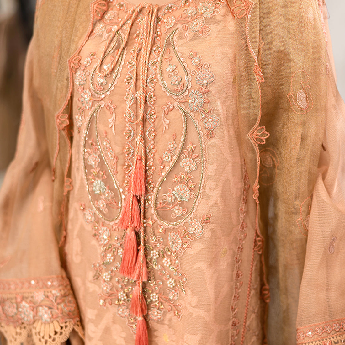 ZR-2518 | Coral Zahra Rubab