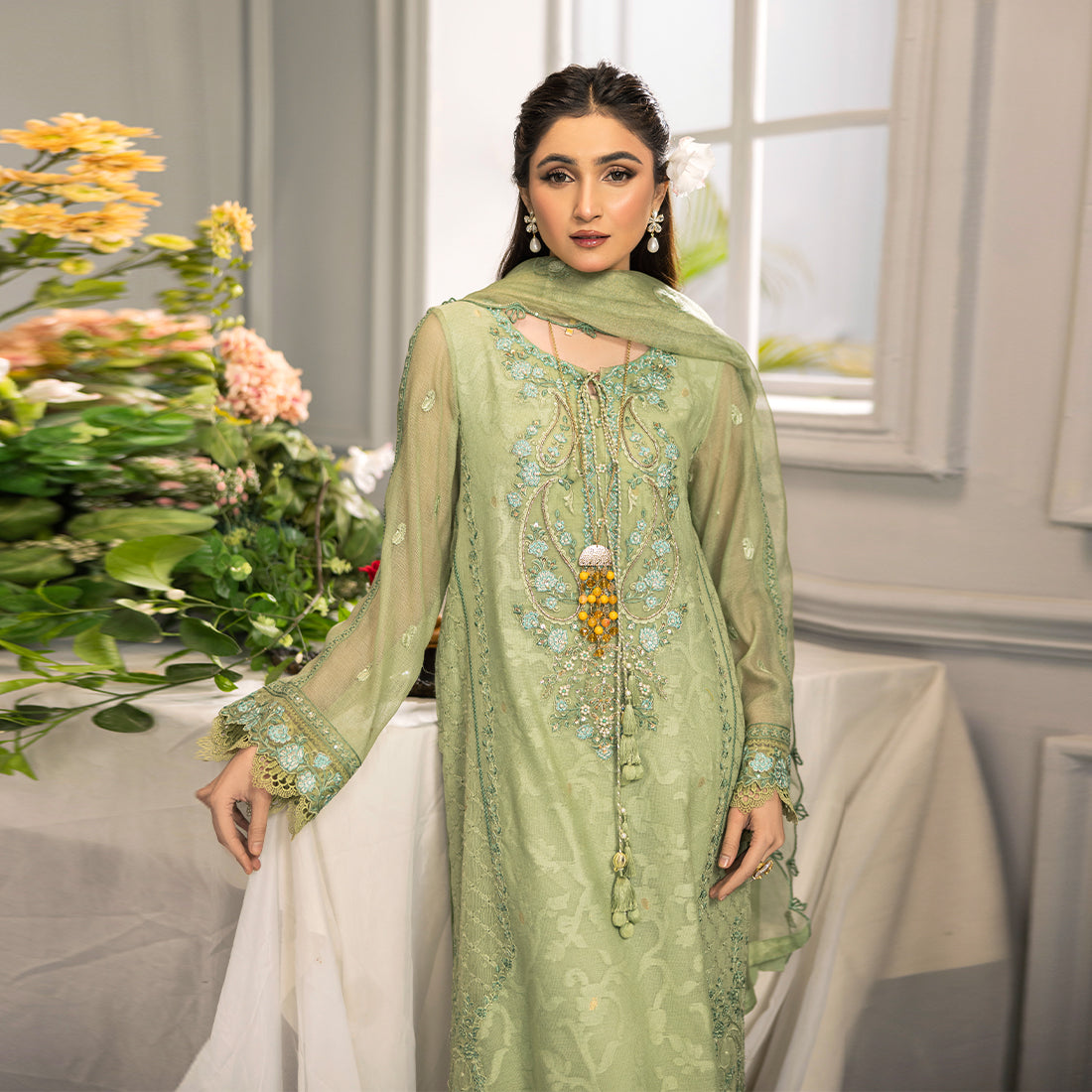 ZR-2518 | Olive Zahra Rubab