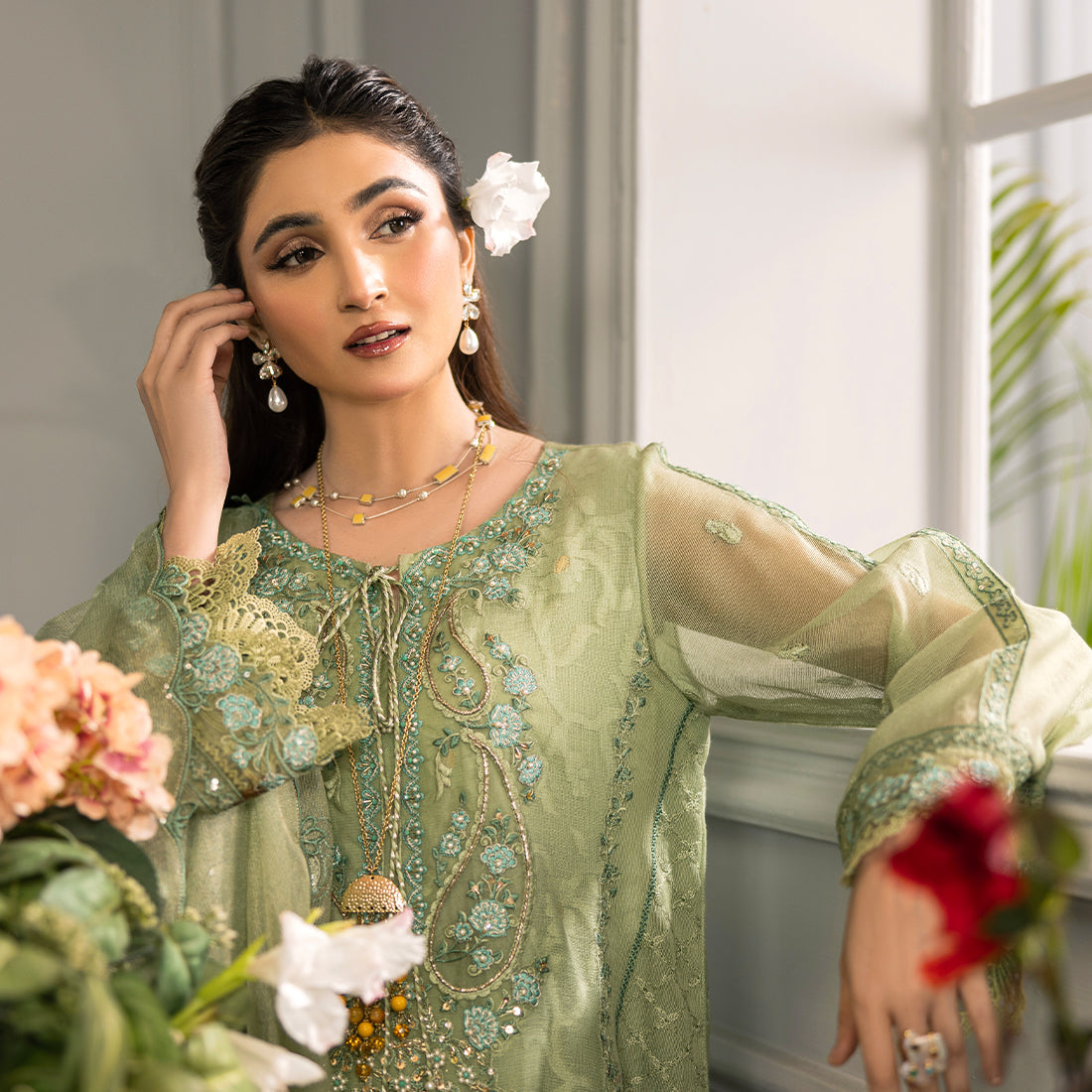 ZR-2518 | Olive Zahra Rubab