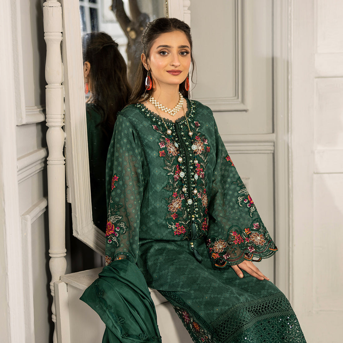 ZR-2520 | Majestic Zahra Rubab