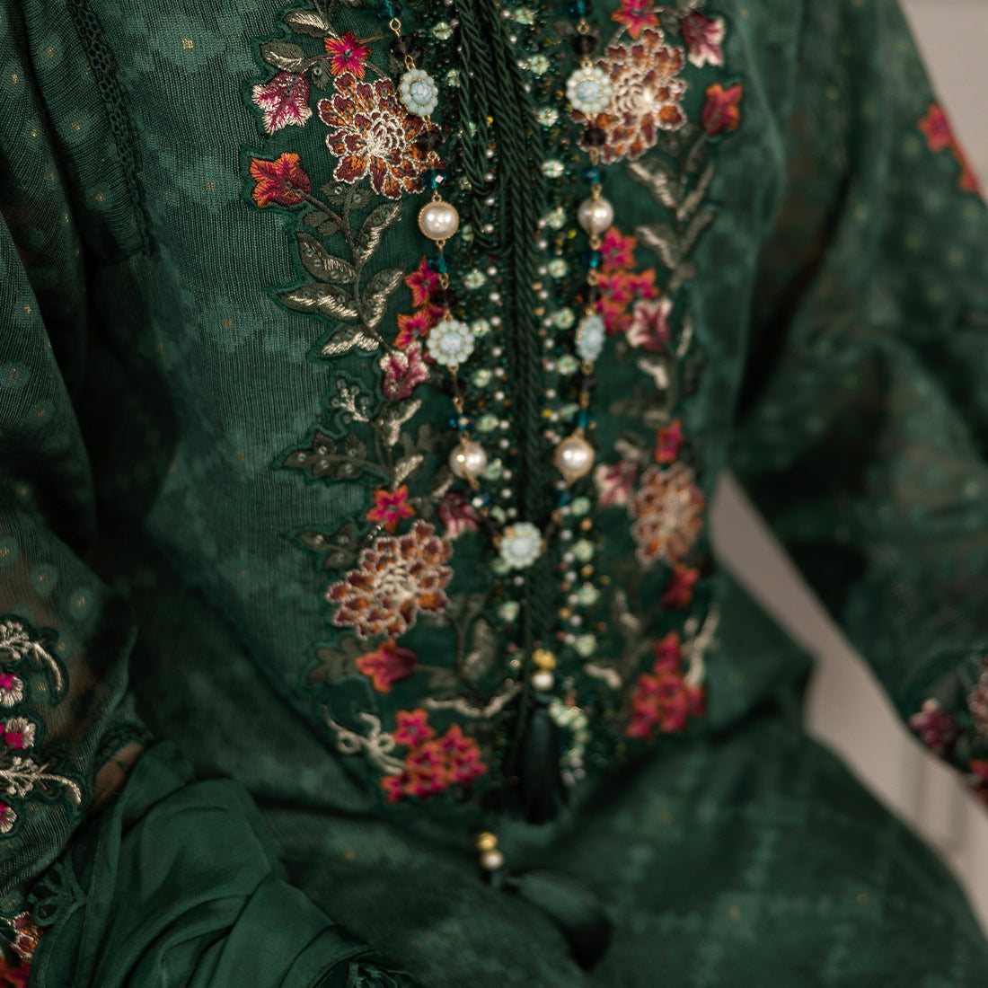 ZR-2520 | Majestic Zahra Rubab
