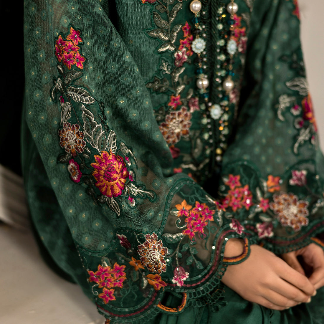 ZR-2520 | Majestic Zahra Rubab