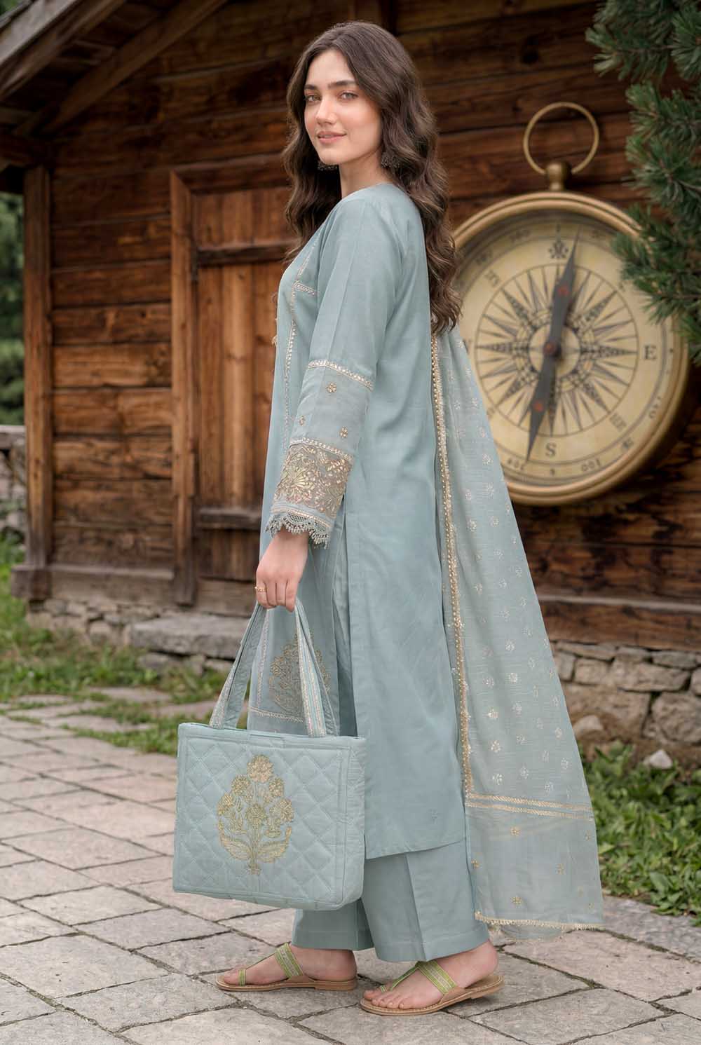 ZR-2625 | AQUA Zahra Rubab