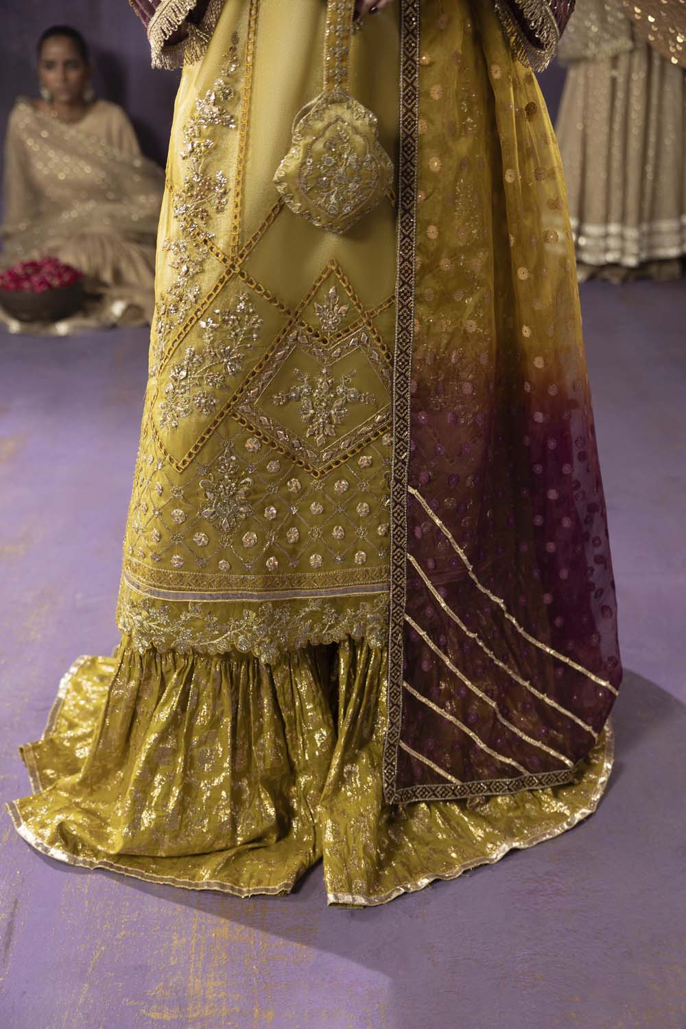 ZR-2656 | DHAANI