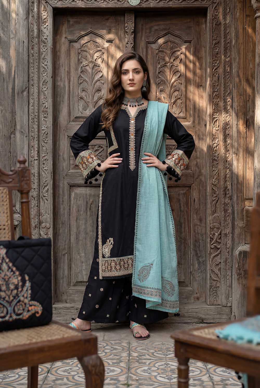 ZR-2626 | BLACK Zahra Rubab