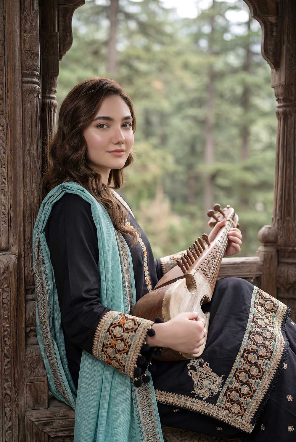 ZR-2626 | BLACK Zahra Rubab