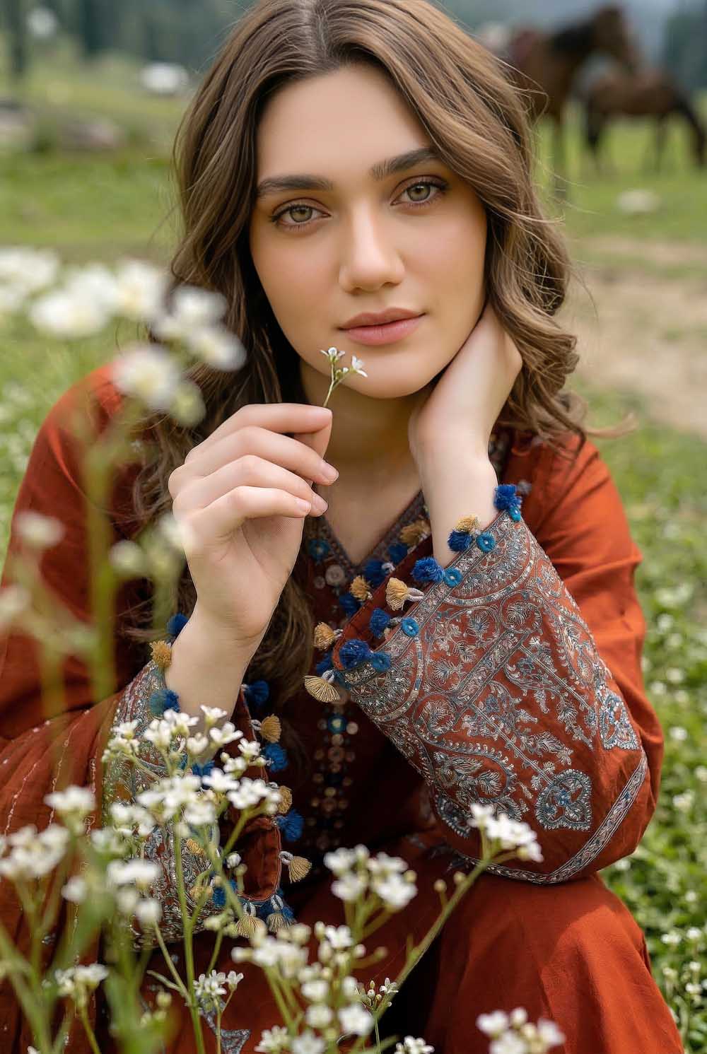 ZR-2623 | RUST Zahra Rubab