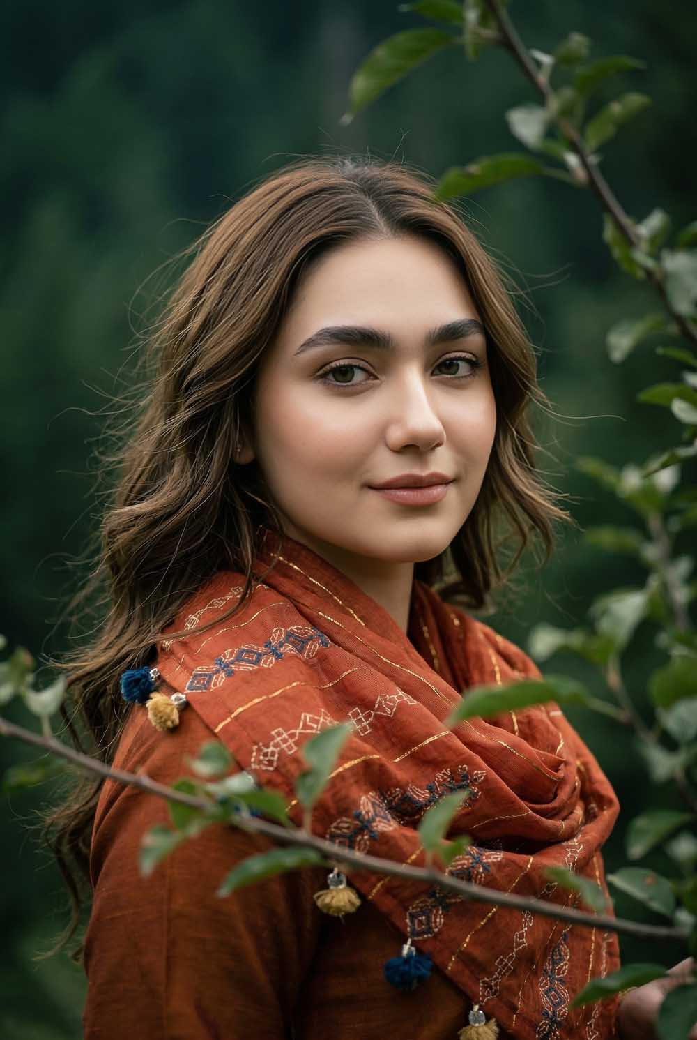ZR-2623 | RUST Zahra Rubab
