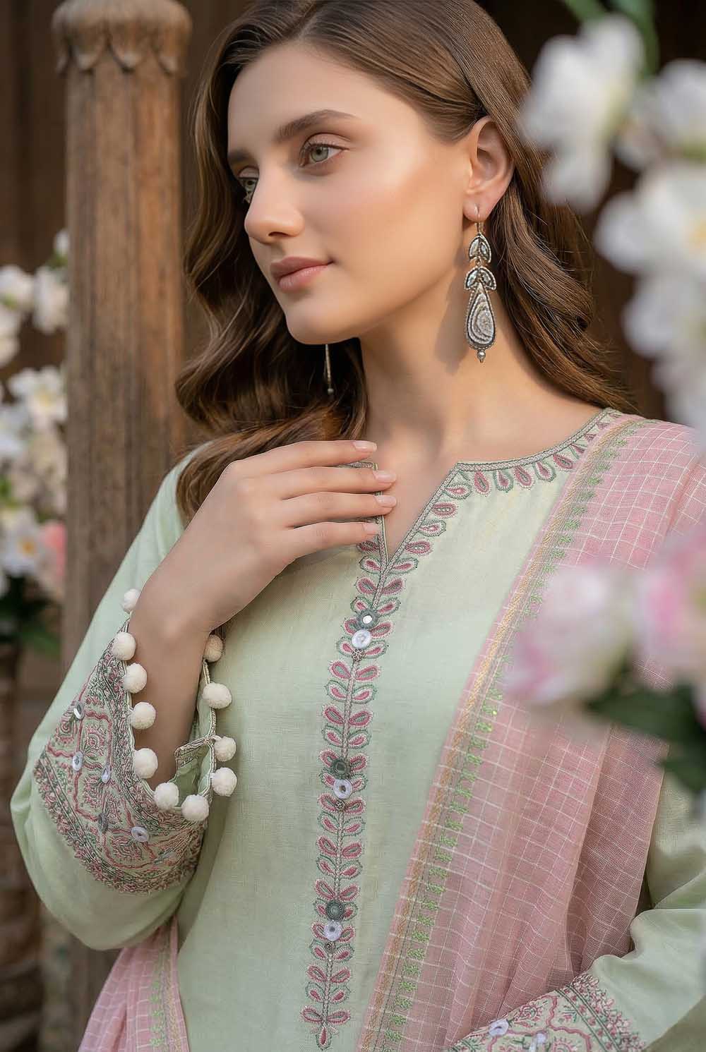 ZR-2626 | MINT Zahra Rubab