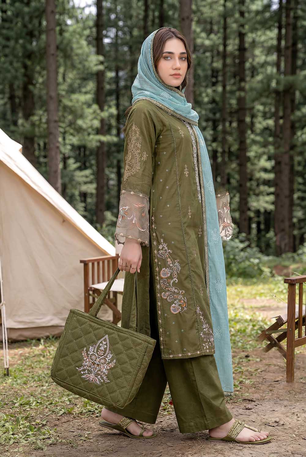 ZR-2627 | MEHNDI Zahra Rubab
