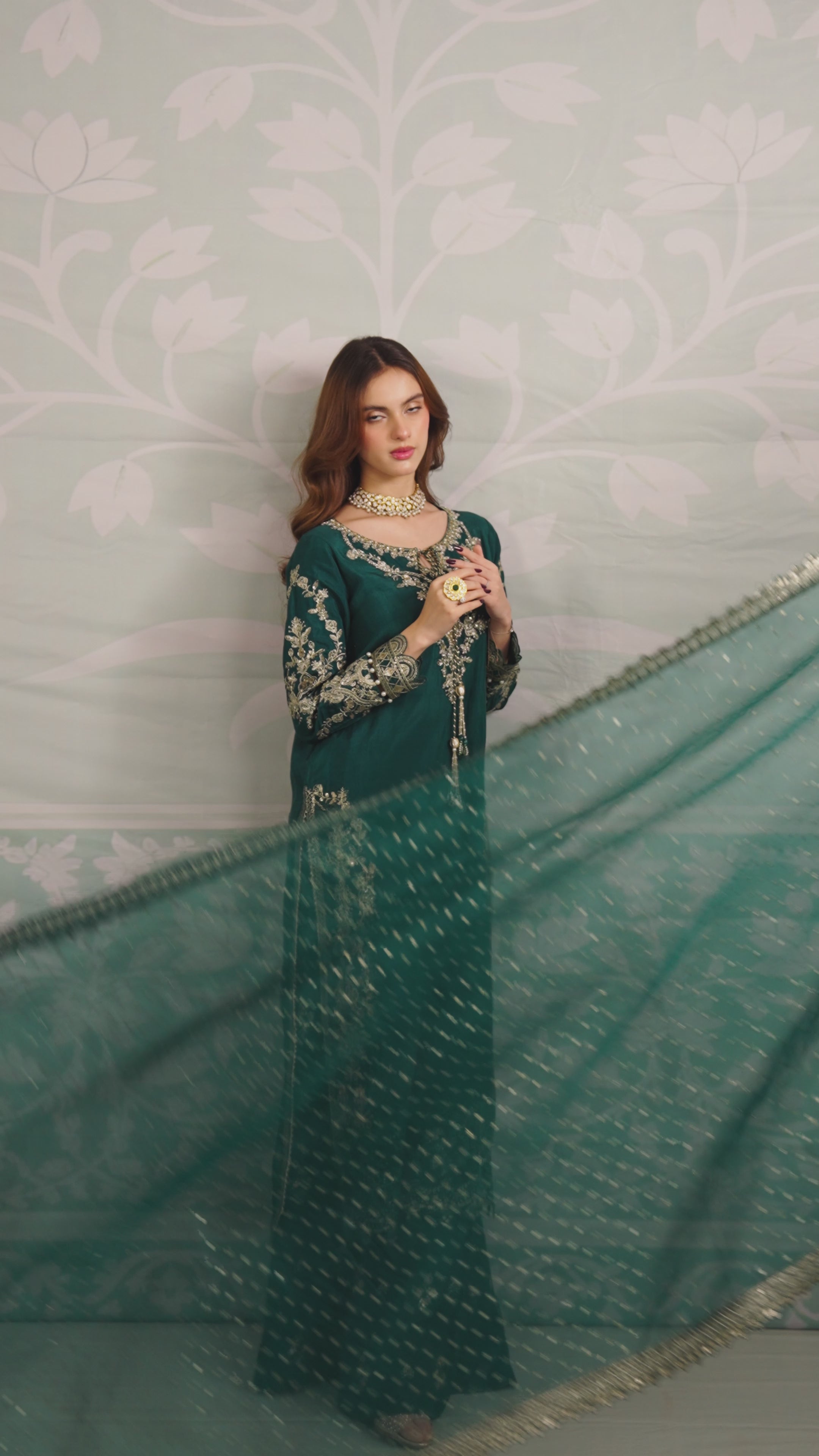 ZR-2556 | EMERALD