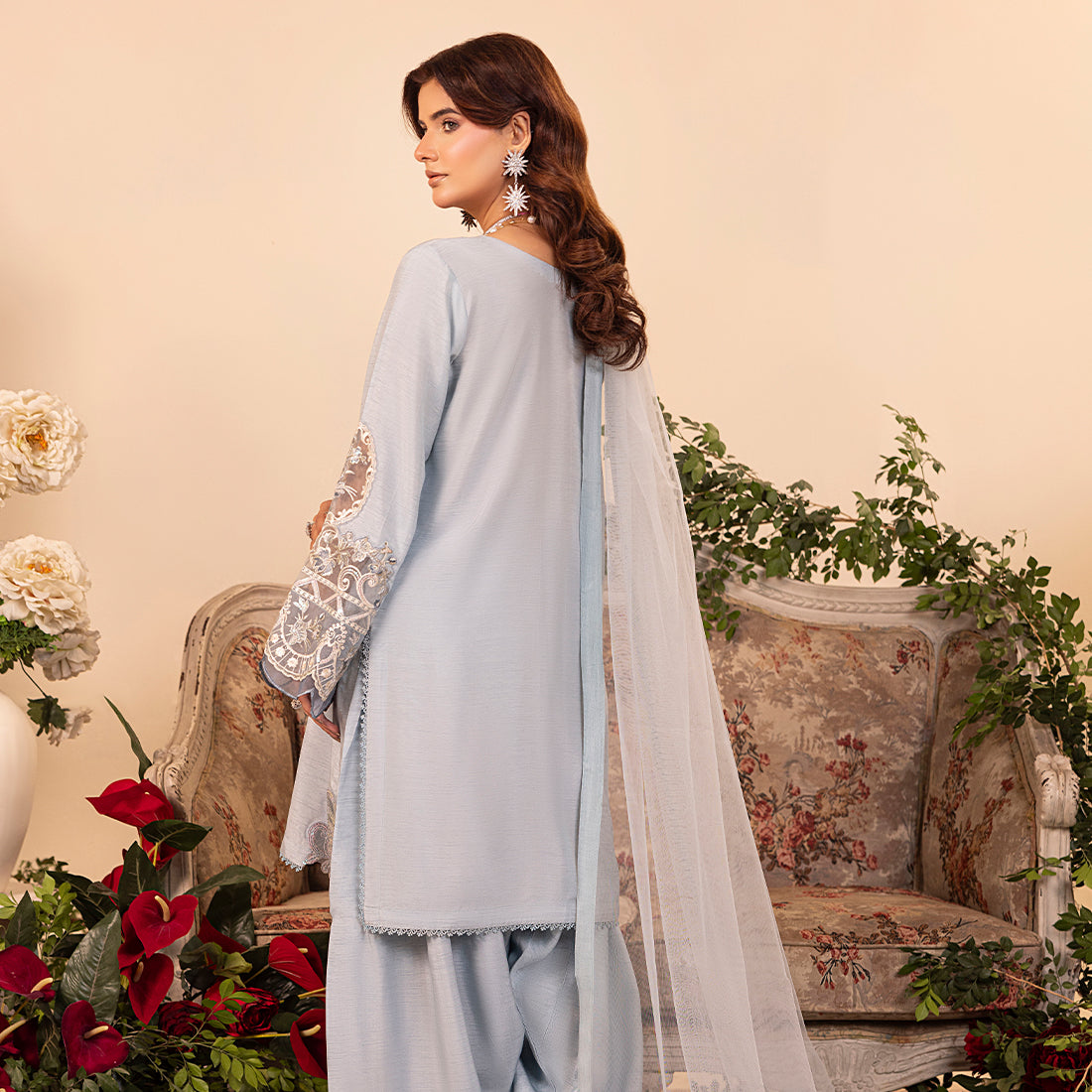ZR-2529 | FROST Zahra Rubab