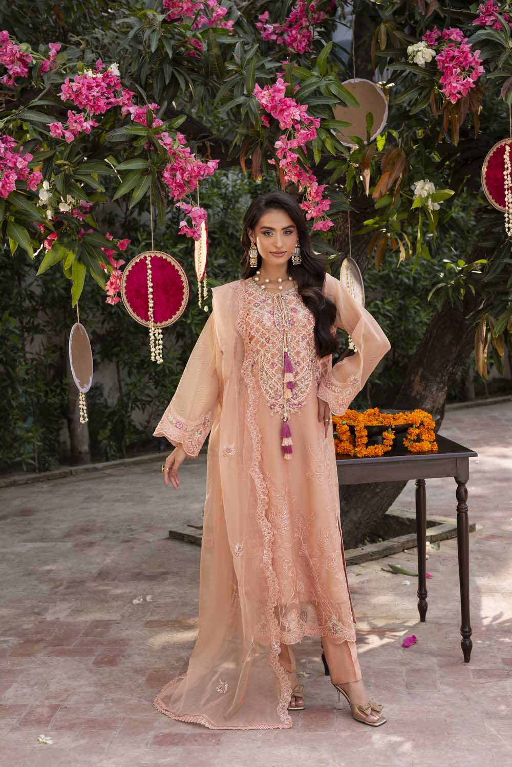 ZR-2545 | ROSE MIST Zahra Rubab