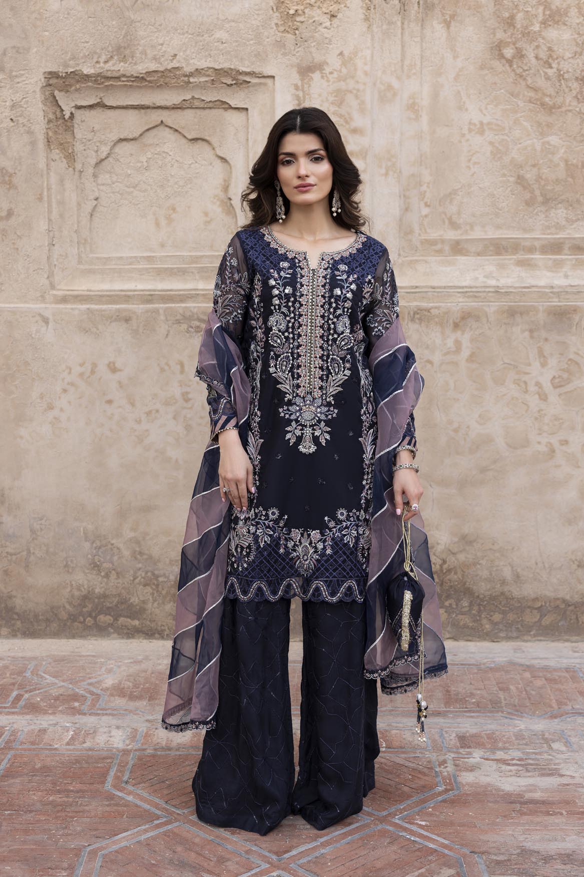 ZR-2552 | ZEENAT Zahra Rubab