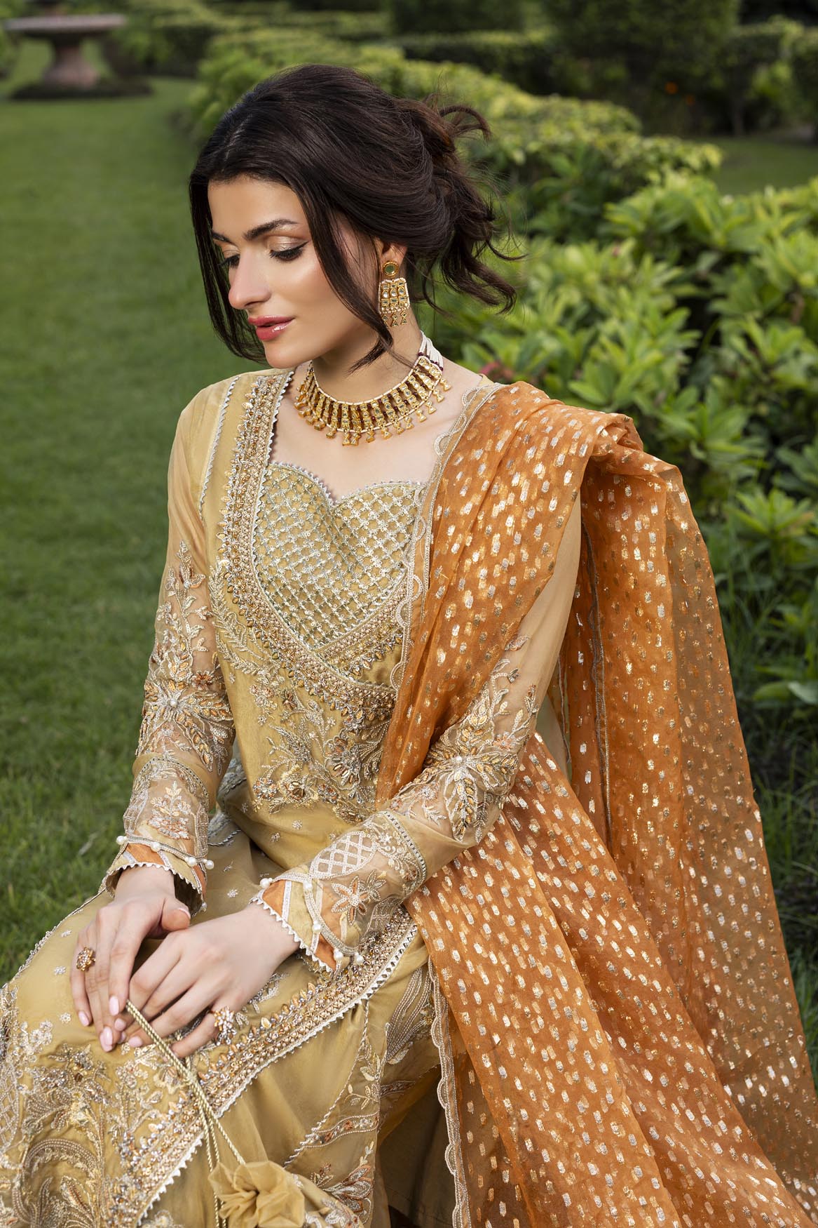 ZR-2555 | JAMAL Zahra Rubab
