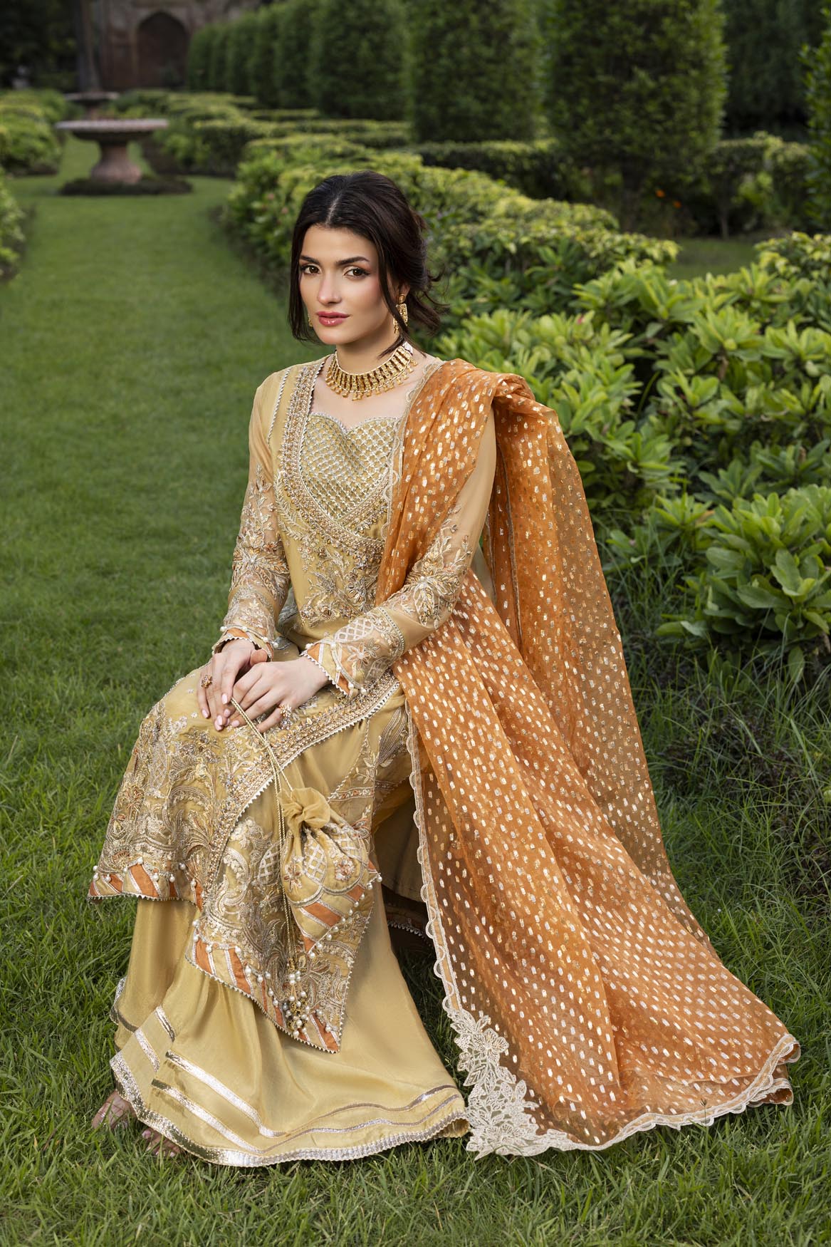 ZR-2555 | JAMAL Zahra Rubab