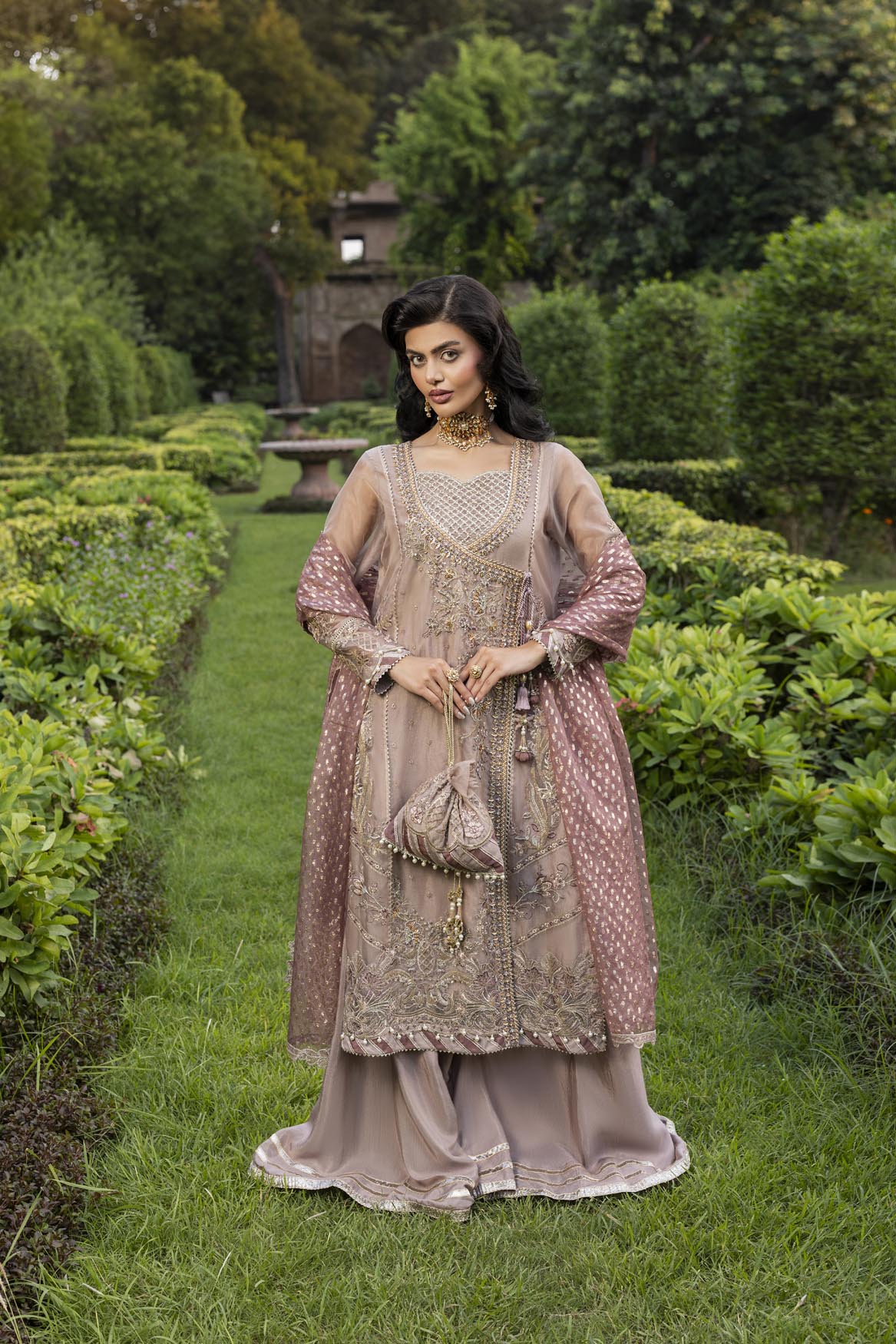 ZR-2555 | NAIN TARA Zahra Rubab