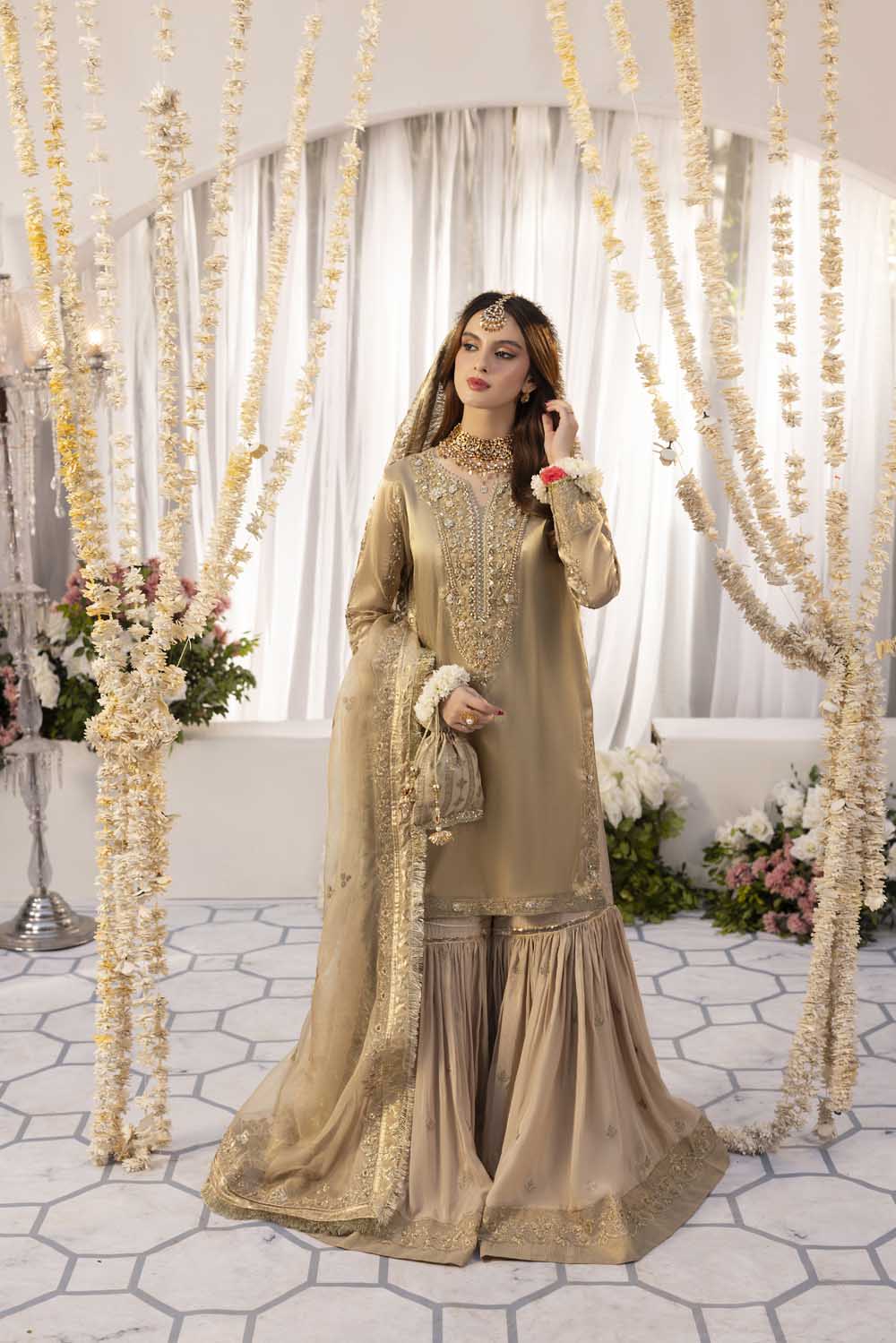 ZR-2570 | GOLD Zahra Rubab