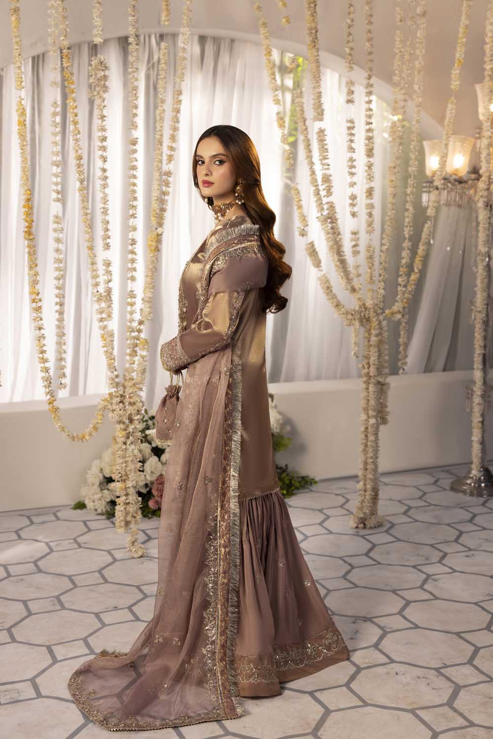 ZR-2570 | T-PINK Zahra Rubab