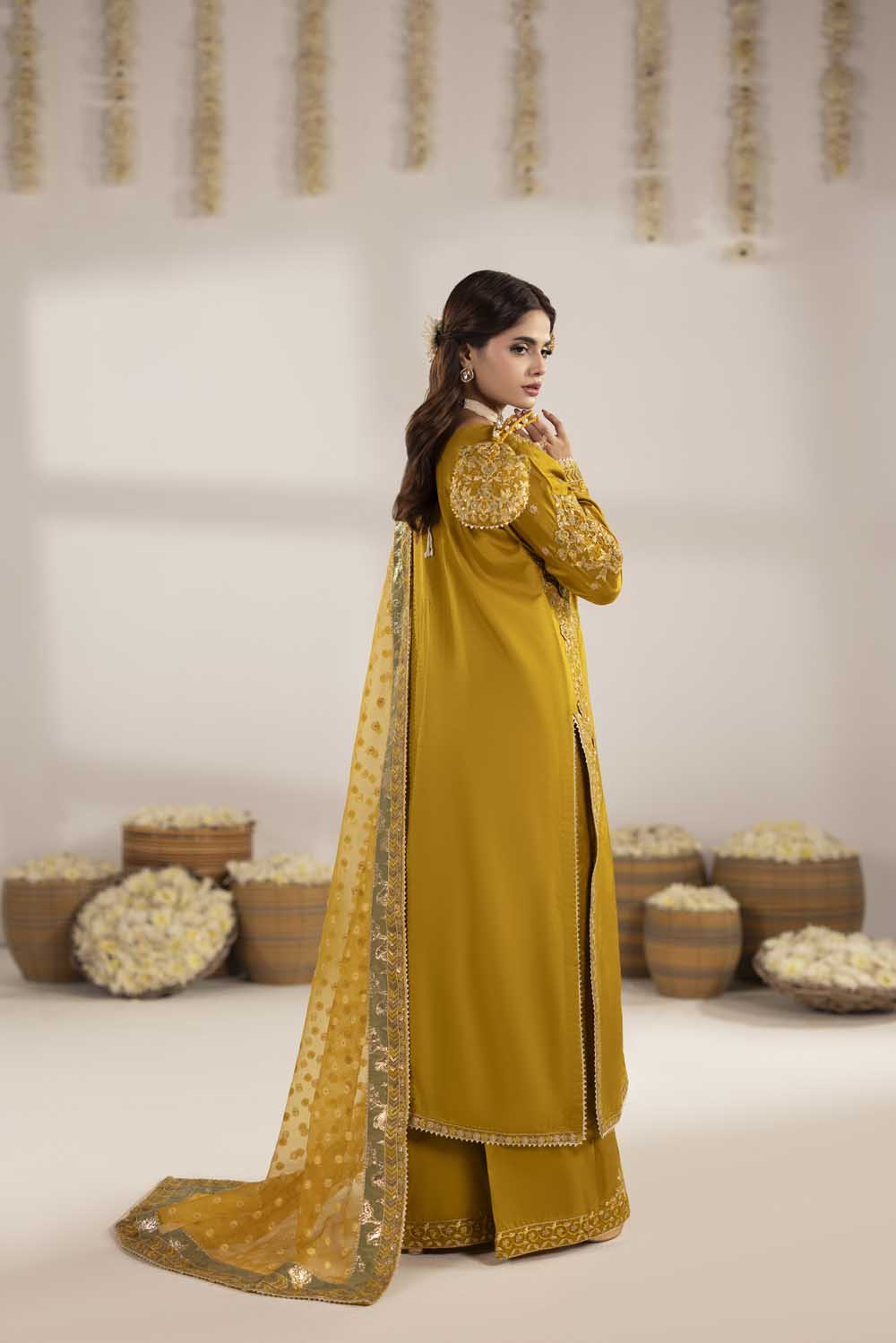 ZR-2603 | MUSTARD Zahra Rubab