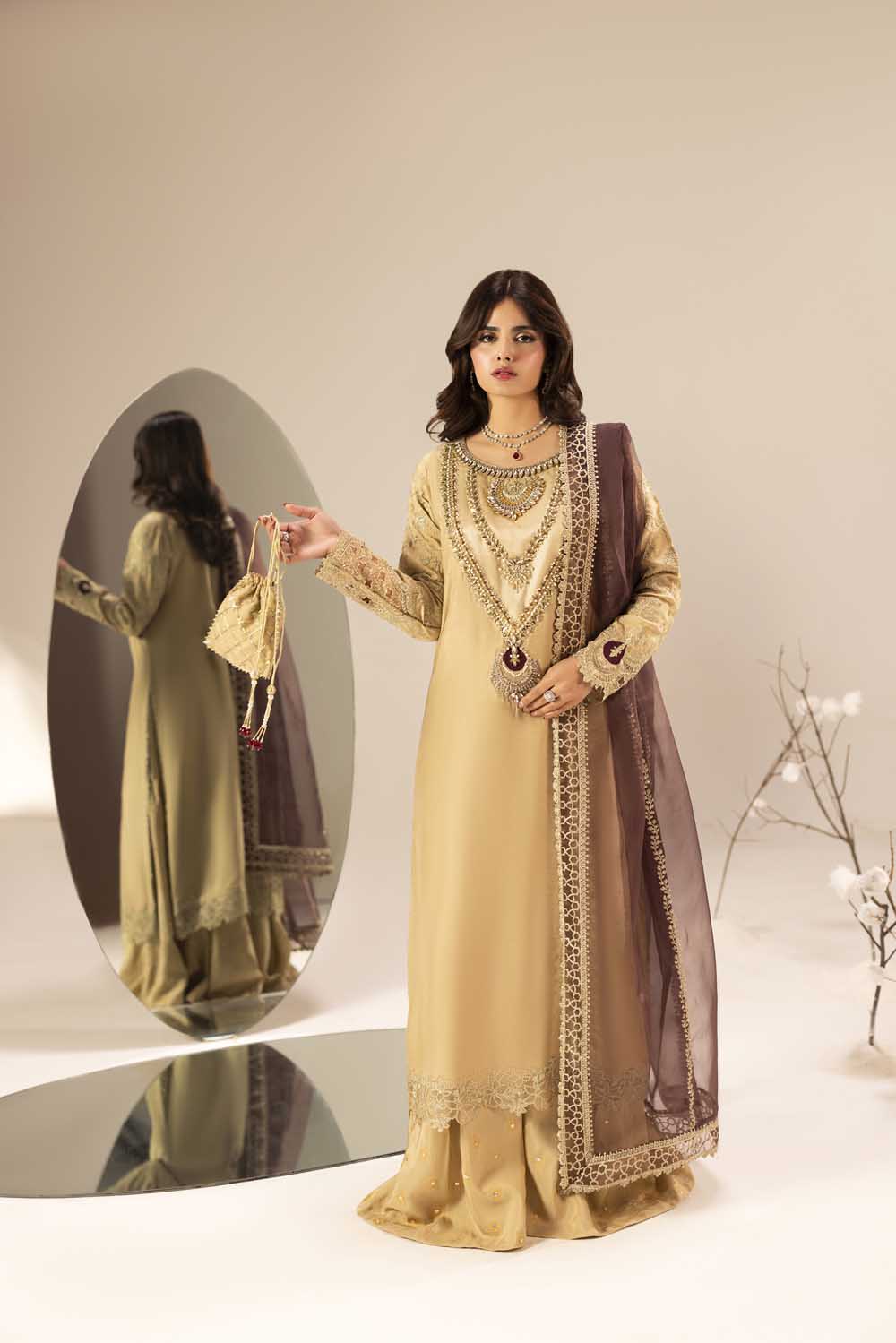 ZR-2609 | GOLD Zahra Rubab