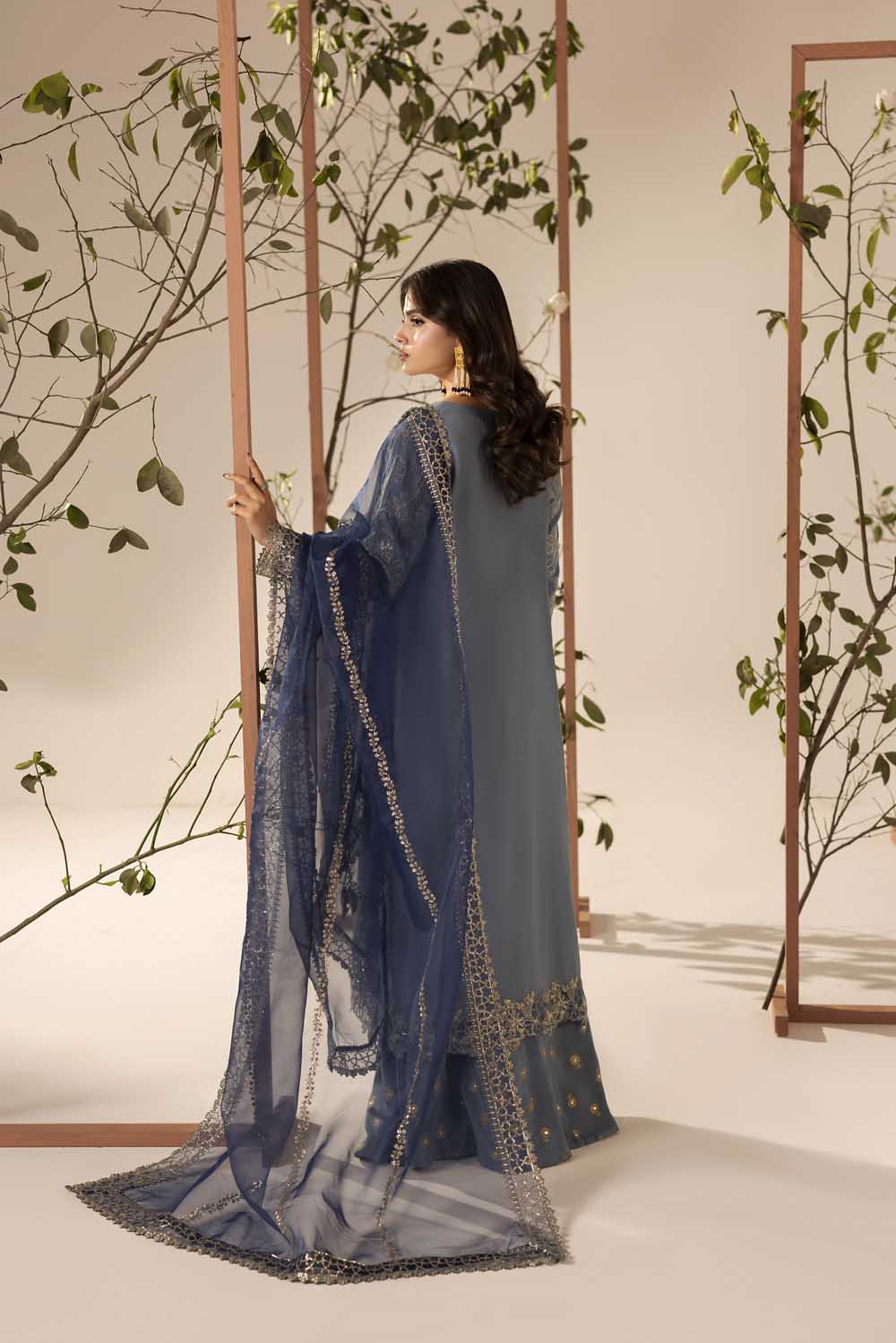 ZR-2609 | ICE BLUE Zahra Rubab